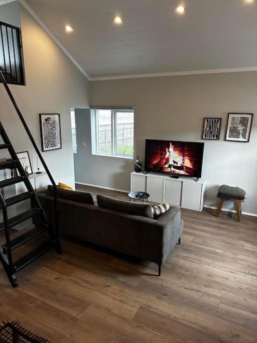 Brim Guesthouse, With Ocean View Saudarkrokur Экстерьер фото